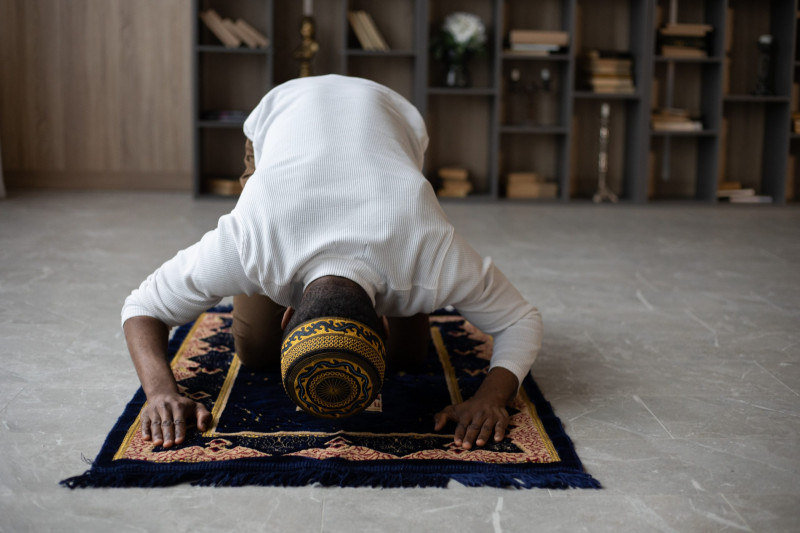 Akibat Meremehkan Sholat Fardhu 5 Waktu