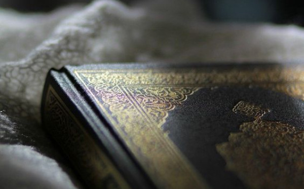 Ayat-Ayat Al-Qur'an Yang Mengungkap Misteri Kehidupan Di Luar Bumi